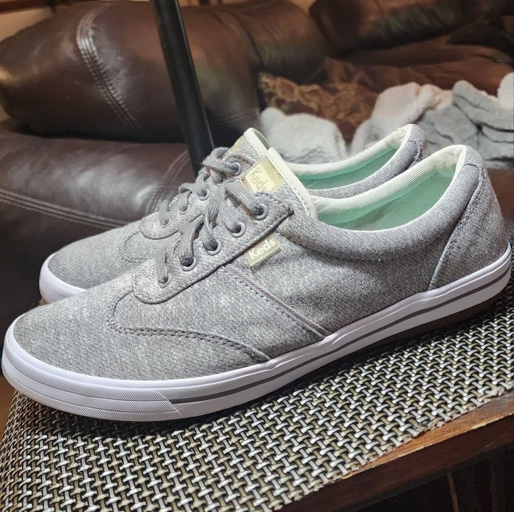 Keds center 3 size 8 30% off 2 or more items